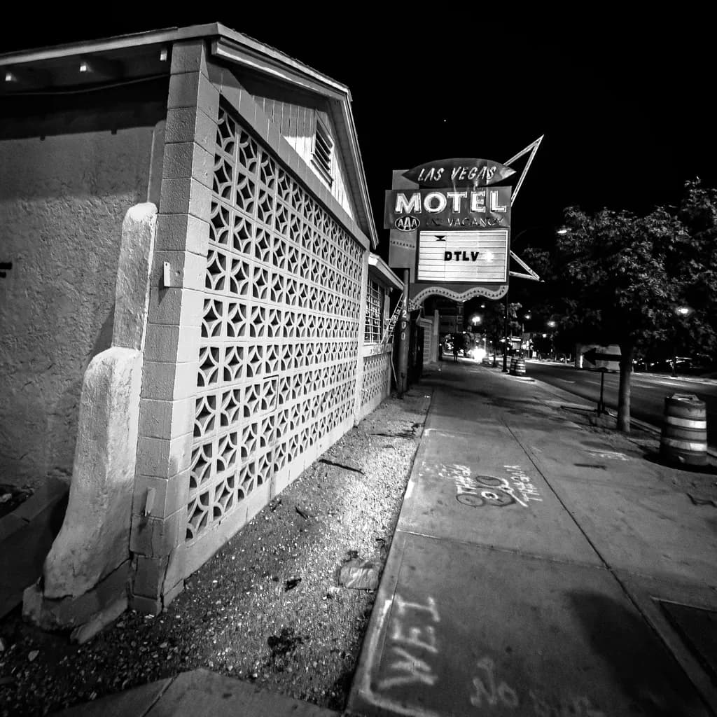 Whispers of the Night: A Black and White Journey Through Las Vegas Motels