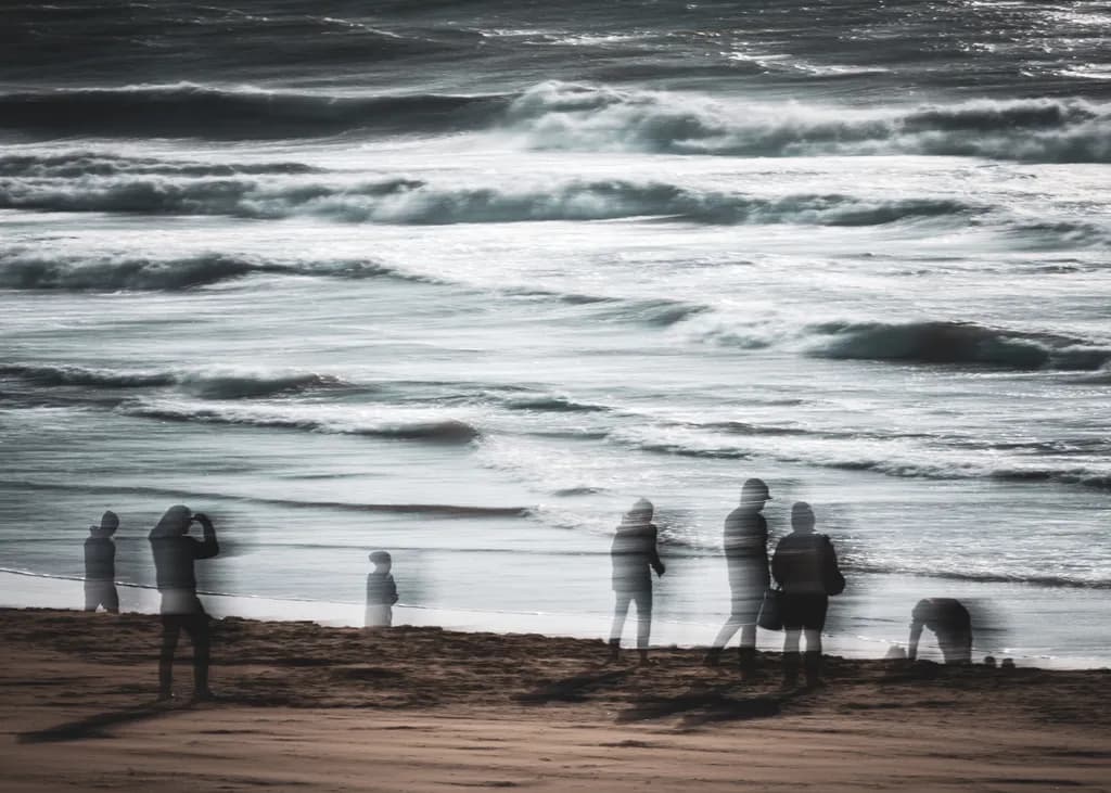 Whispers of Motion: An Abstract Symphony of Light and Life by the Shore