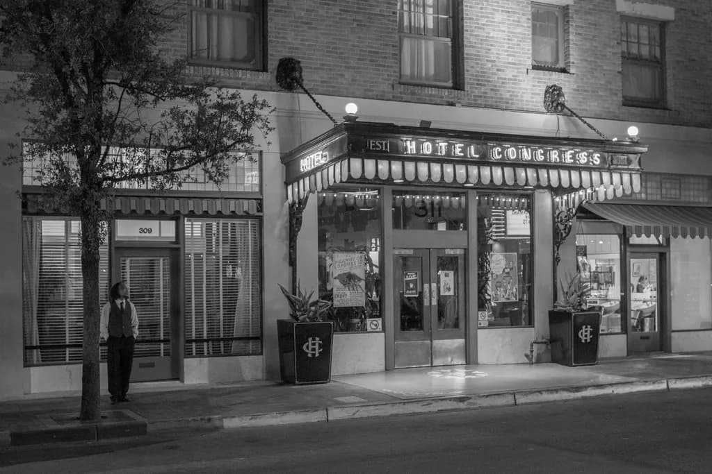 Hotel Congress Night