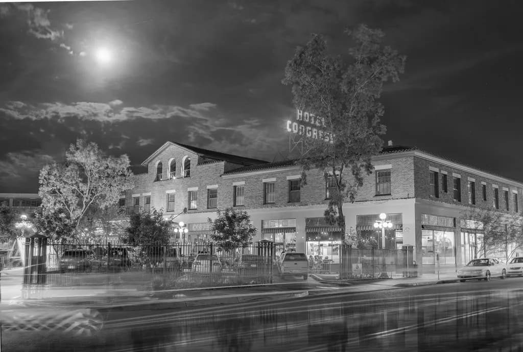 Hotel Moon