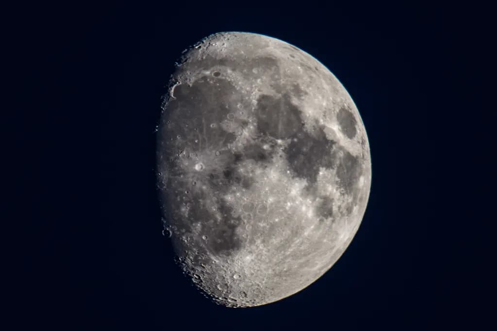 Waining Moon