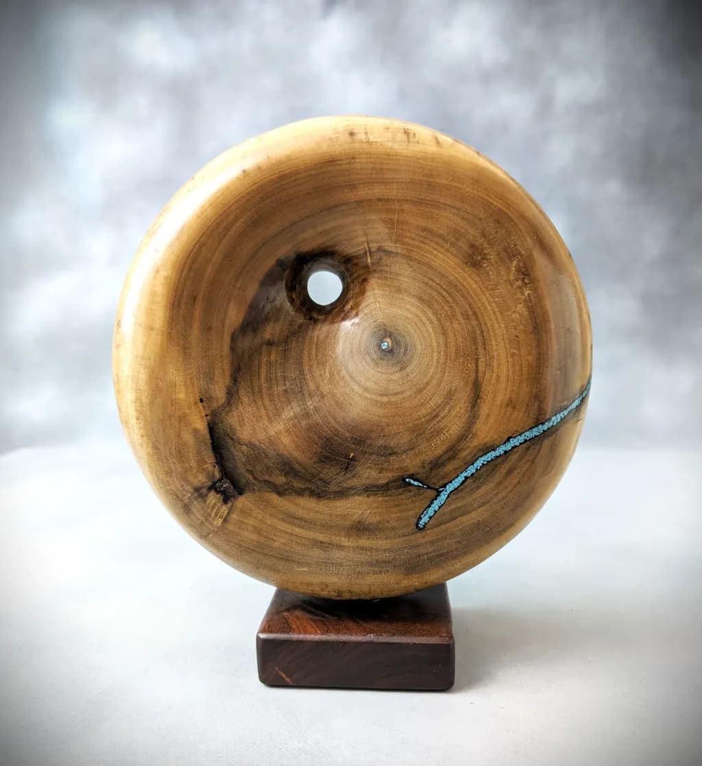 Turquoise Vein Circle