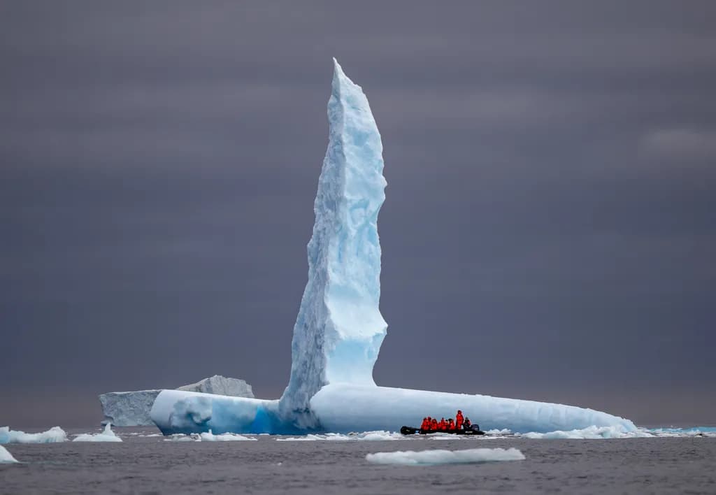 Iceberg Expedition