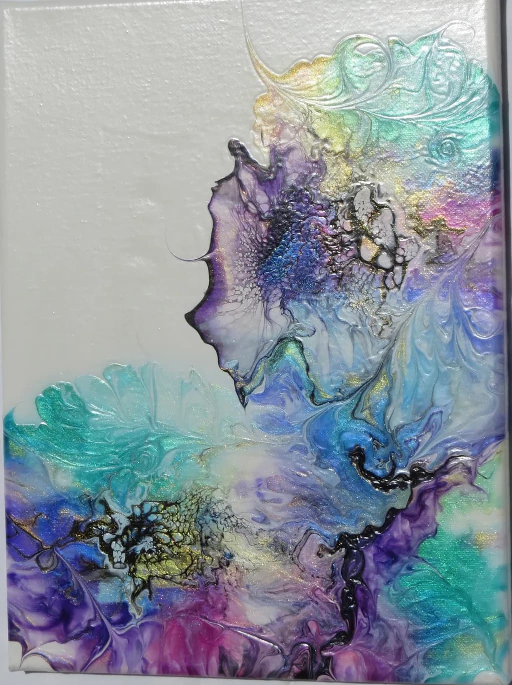 Whispers of Color: A Mesmerizing Dance of Iridescent Hues and Fluid Forms