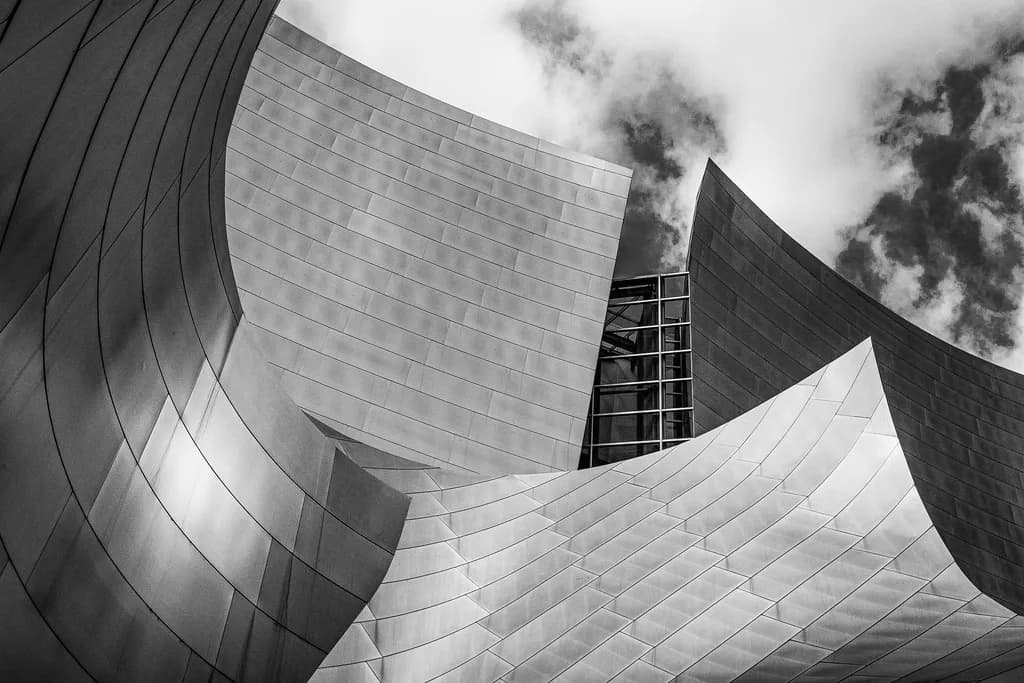 Curved Reflections