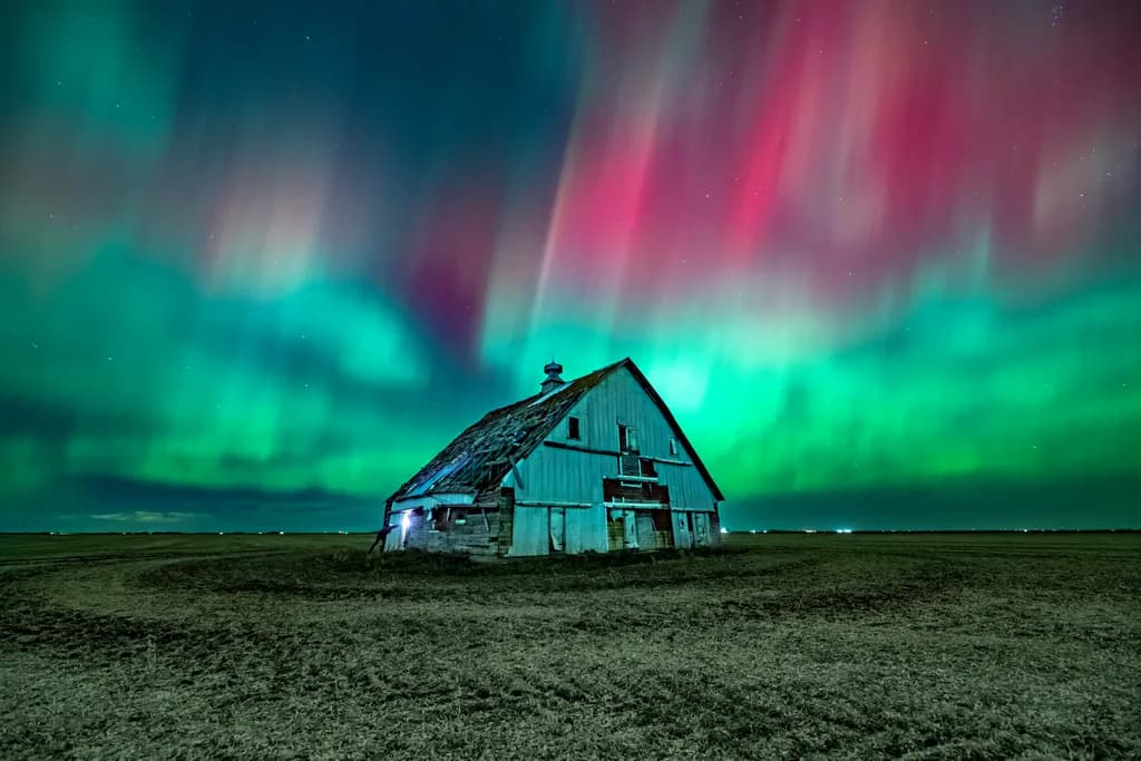 Star Barn Sky