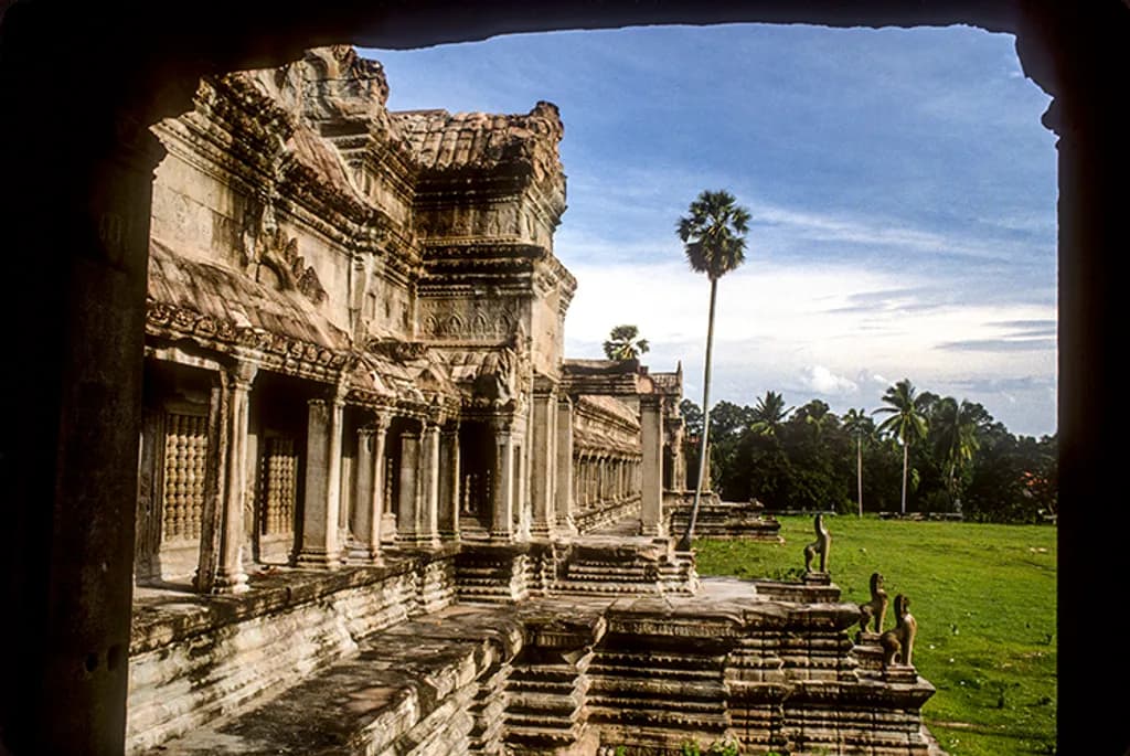 Angkor Perspectives