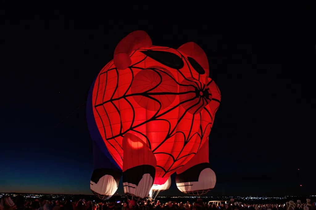 Spyderpig Night Glow
