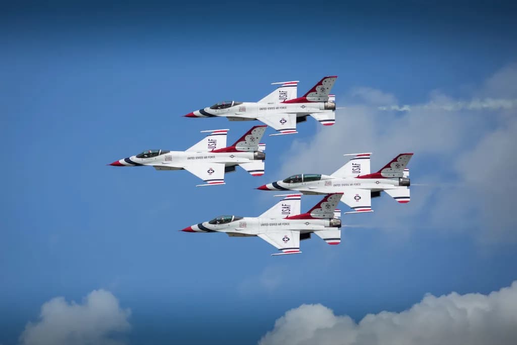 Fighting Falcons