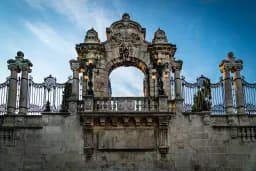 Buda Archway