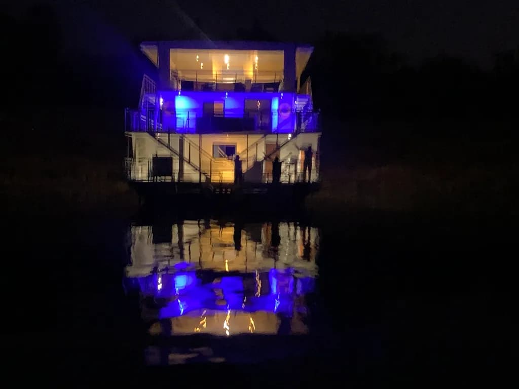 Serenity on the Water: A Nighttime Reflection of Tranquil Elegance