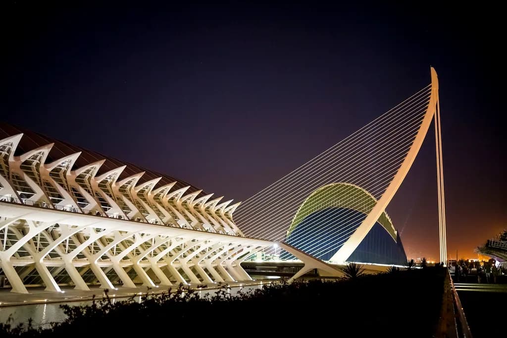 Ethereal Symphony: The Nighttime Elegance of Valencia's Architectural Marvels