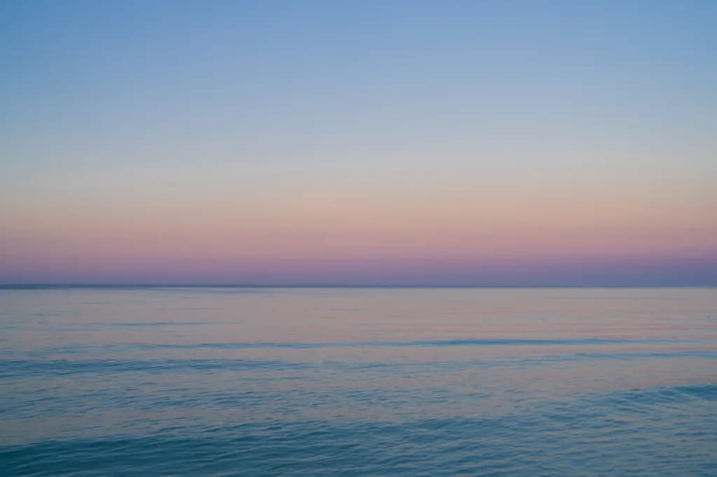 Tranquil Horizon