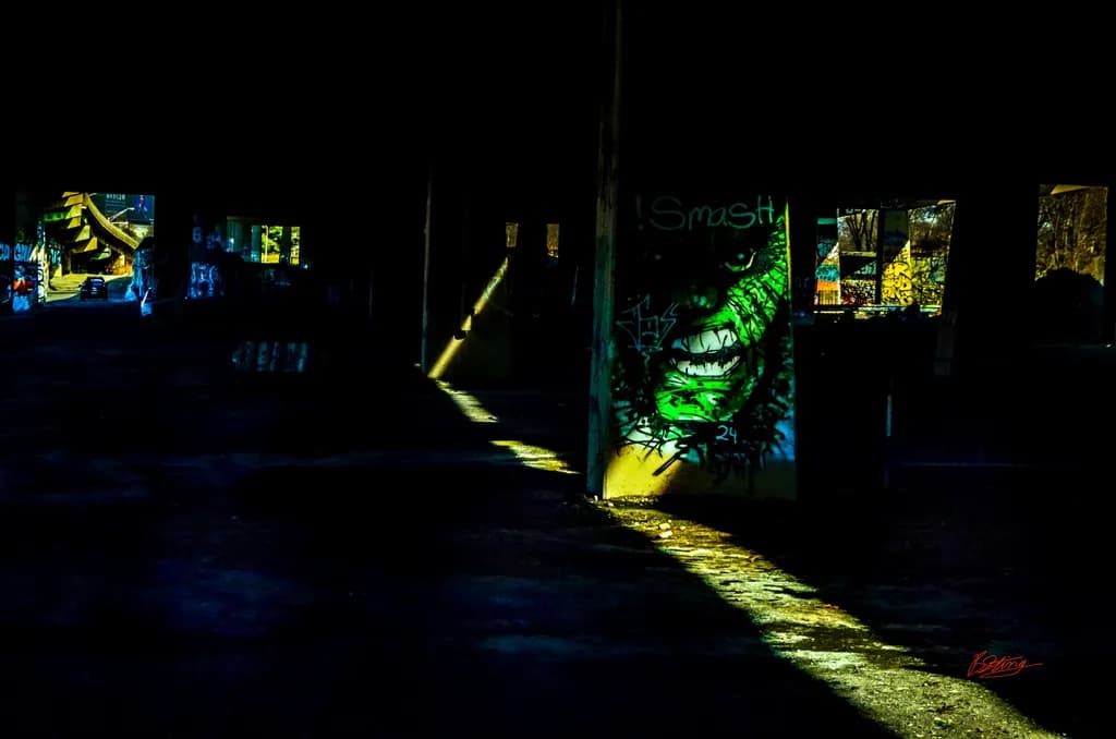 Smash Graffiti Light
