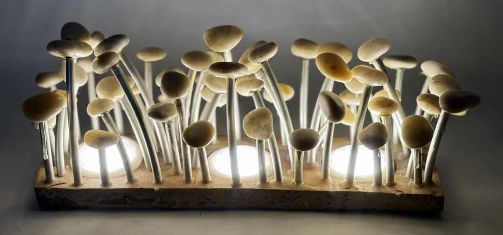 Mushroom Glow Lamp