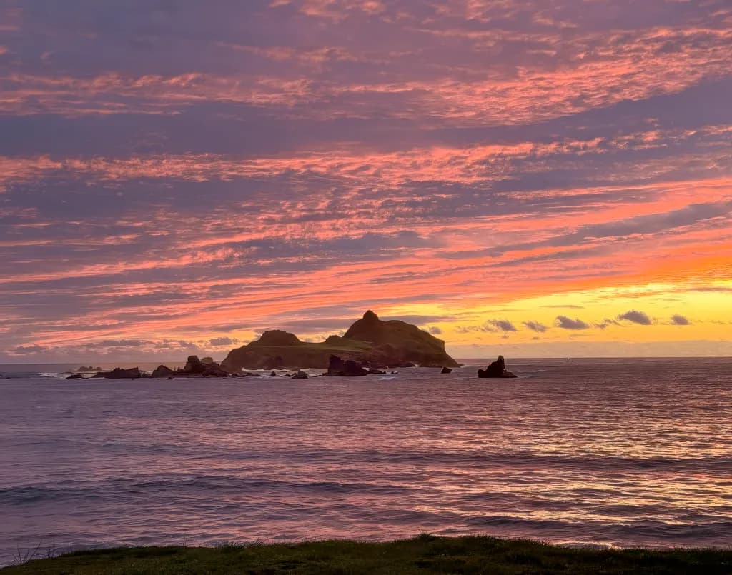 Sailor's Delight Sunset with Castle Rock