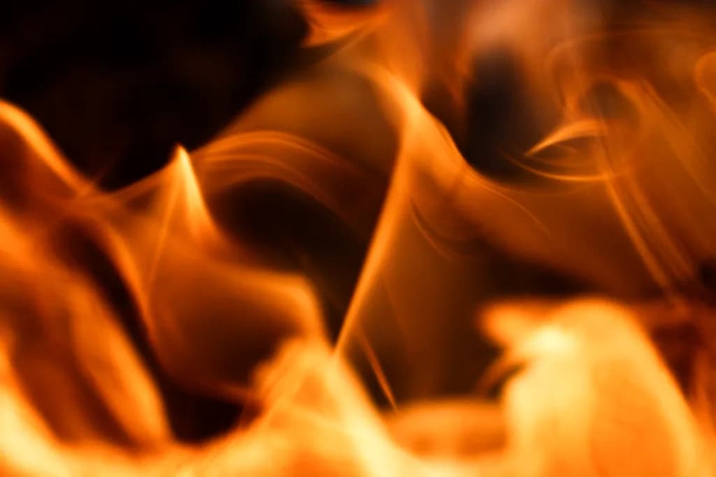 Ethereal Flames: A Dance of Light and Energy in Abstract Form