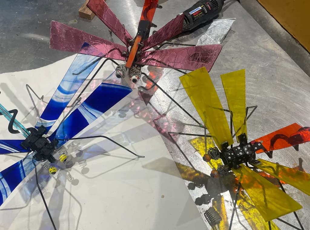 Kinetic Color Machines