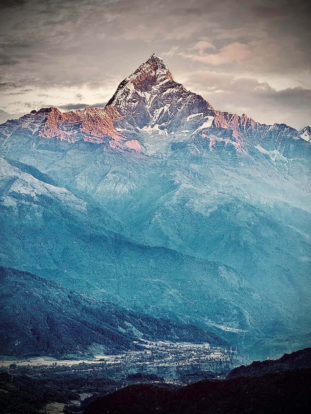 Majestic Peaks: The Enchantment of Himalayan Heights at Dusk