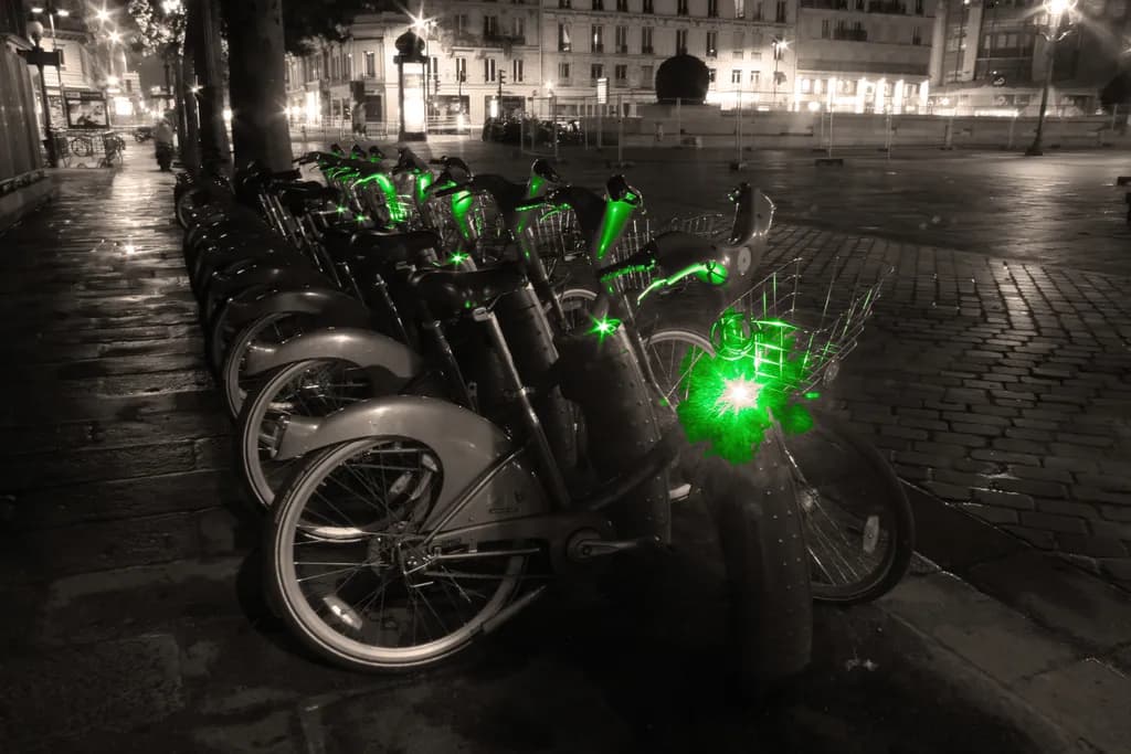 Paris Green Light