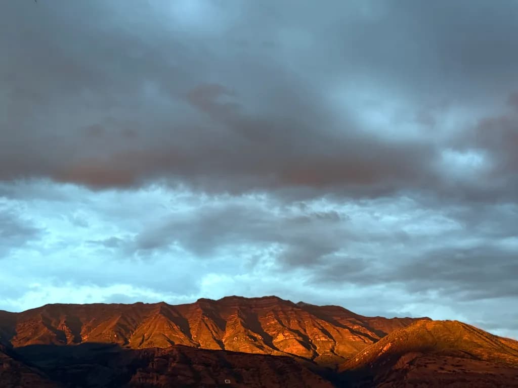 Golden Mountain Range