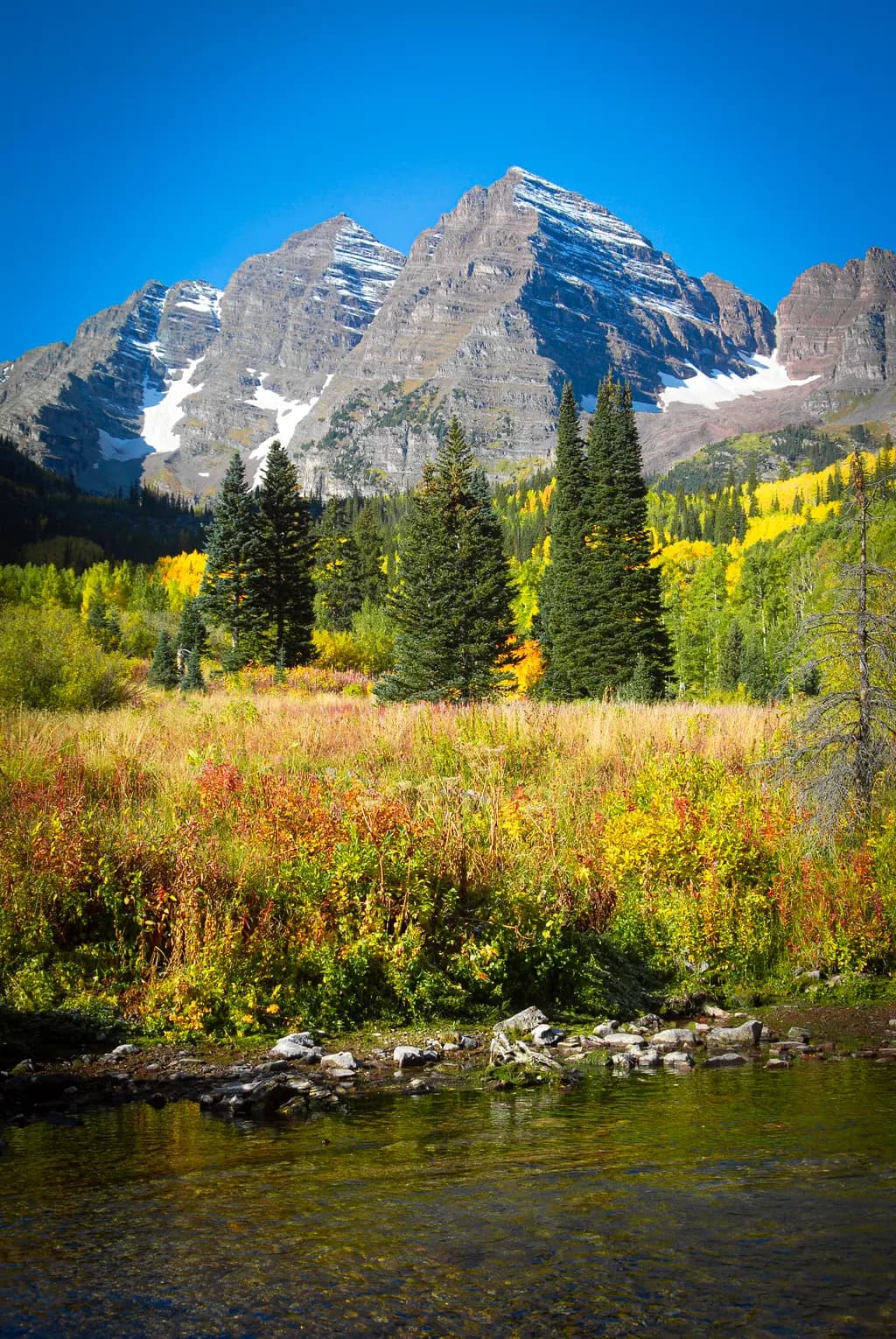 Snow-Kissed Autumn at Maroon Bells