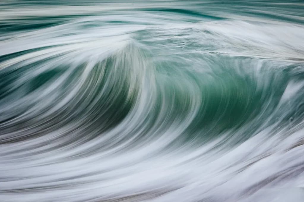 Whispers of the Ocean: A Dance of Waves and Light
