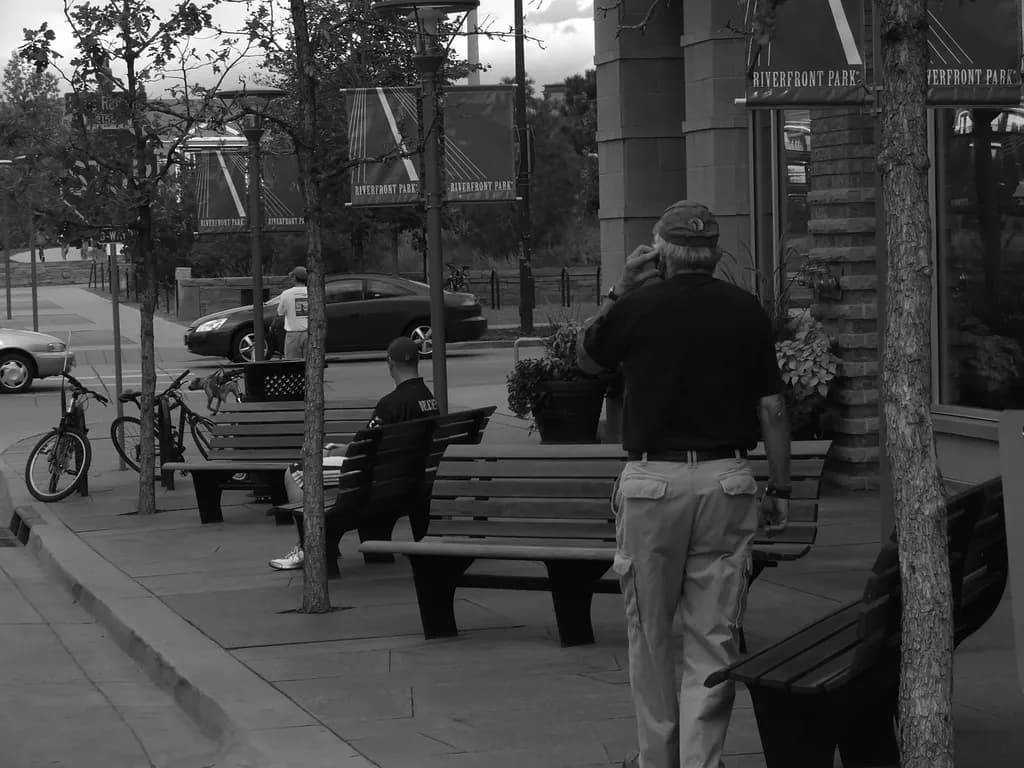 Urban Solitude: A Black and White Reflection of Everyday Life in Riverfront Park