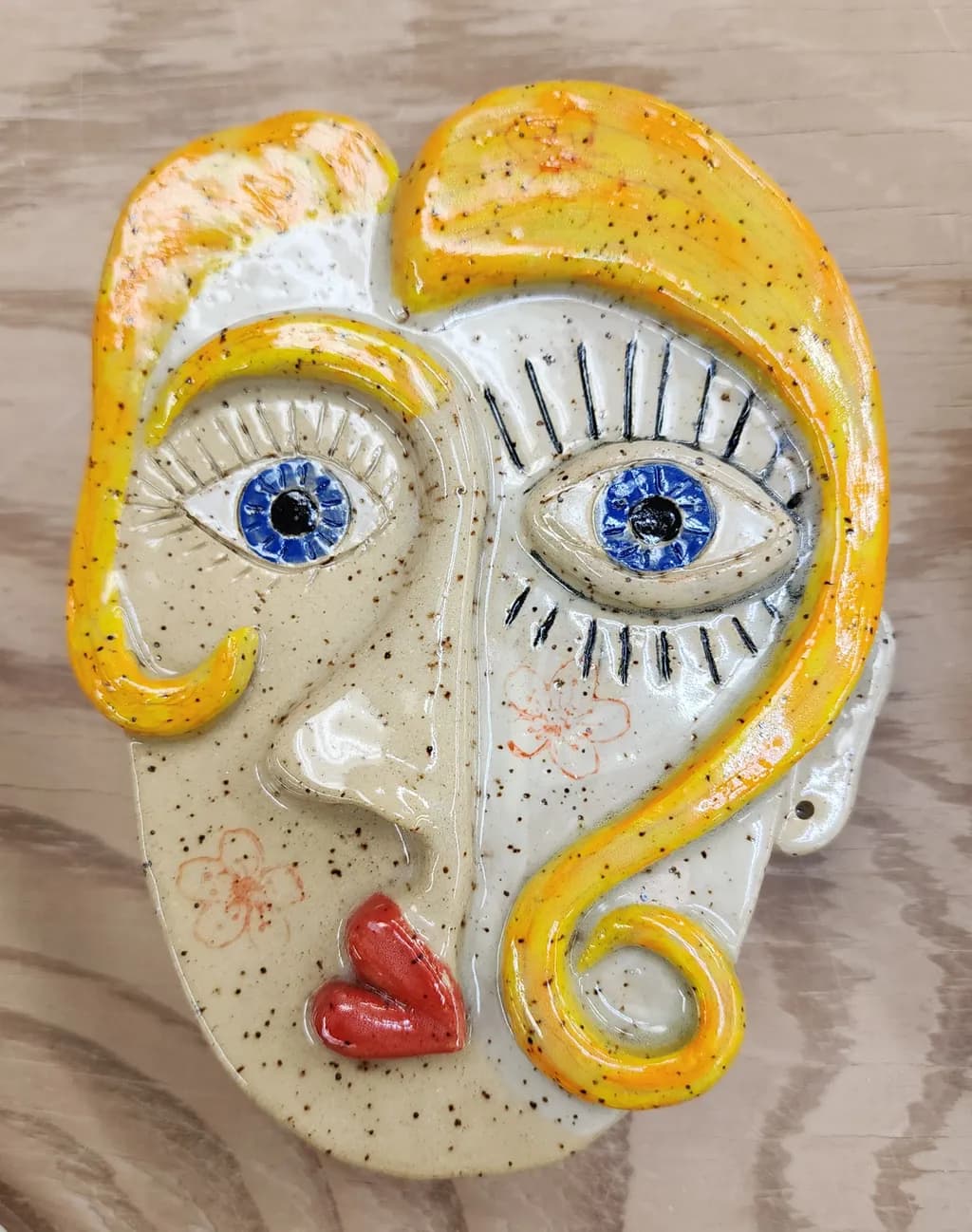 Colorful Abstract Ceramic Face Art: A Unique Decorative Piece for Your Home