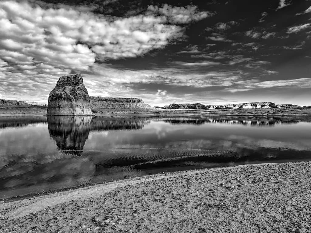 Serenity in Monochrome: Reflections of Nature's Majesty