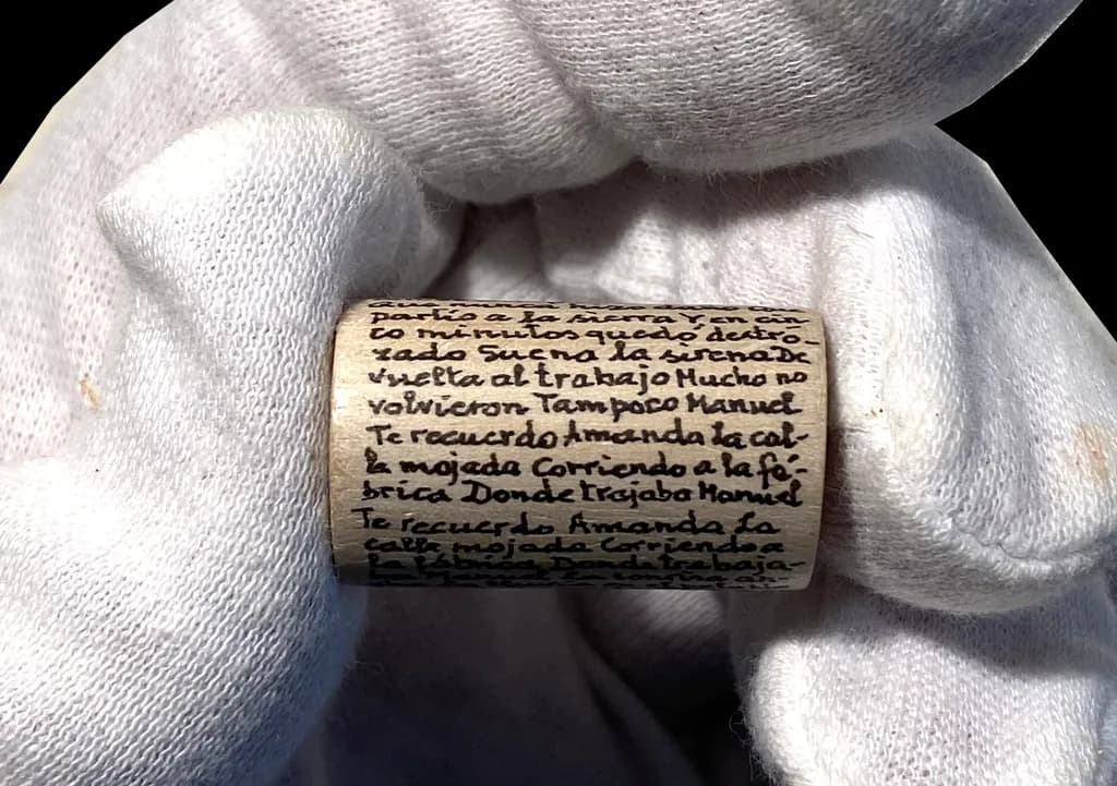 Vito Jara-Te recuerdo Amanda-Ø 1,6 x 2,6 cm