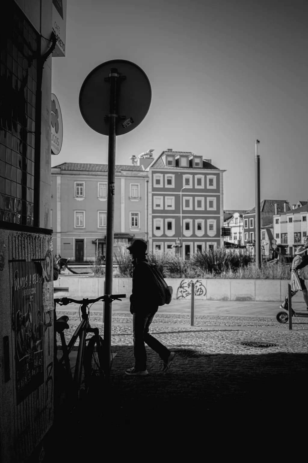 Urban Shadows: A Journey Through the Cityscape in Monochrome