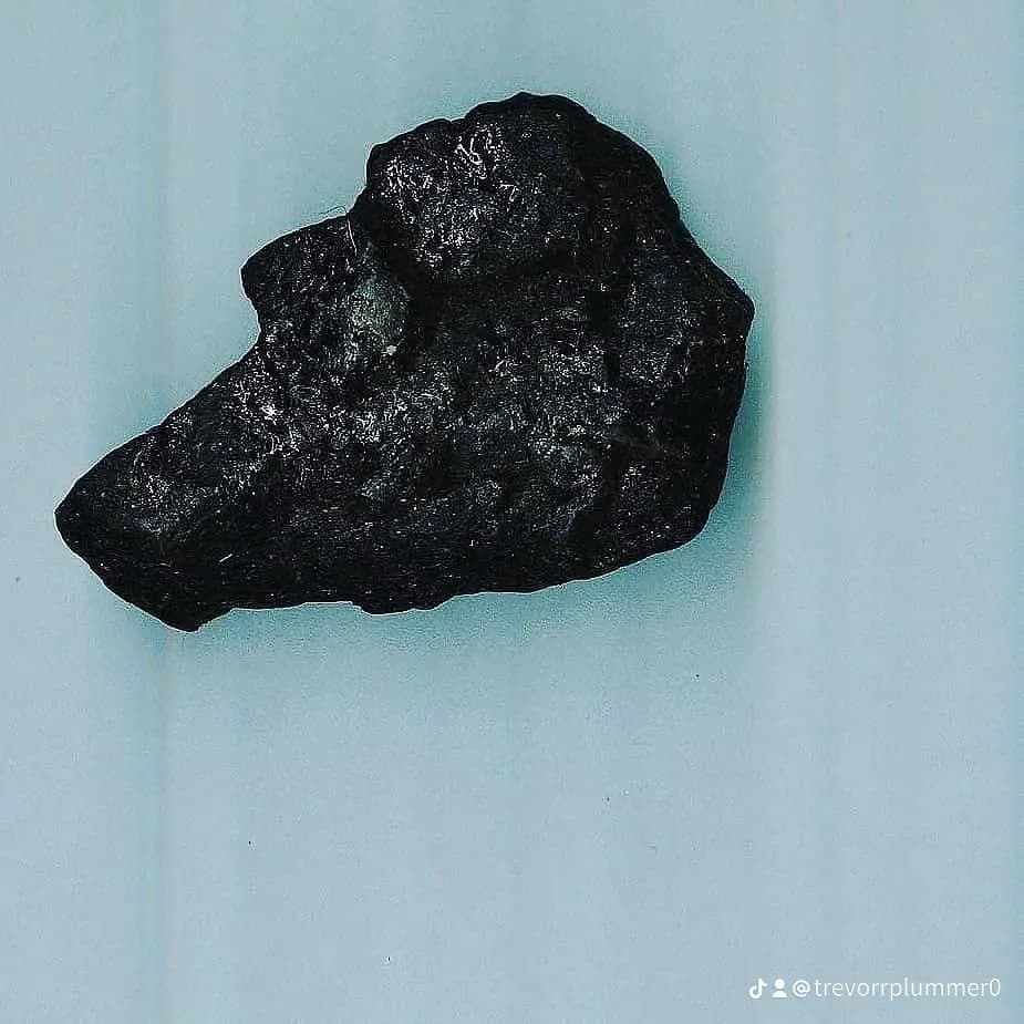 Ethereal Obsidian: A Glimpse into Nature's Dark Beauty