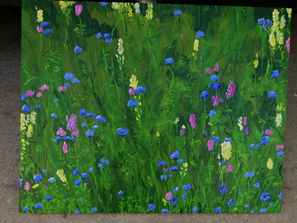 Vibrant Meadow Bliss: A Lush Landscape of Colorful Wildflowers and Greenery