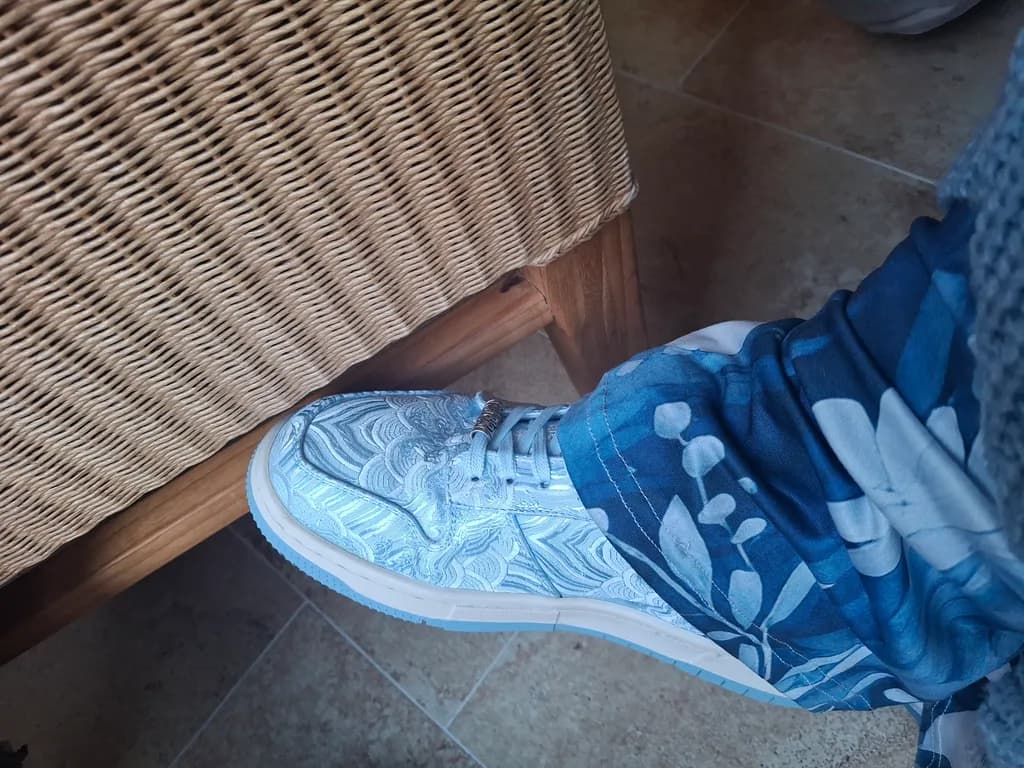 Waveflora Sneakers
