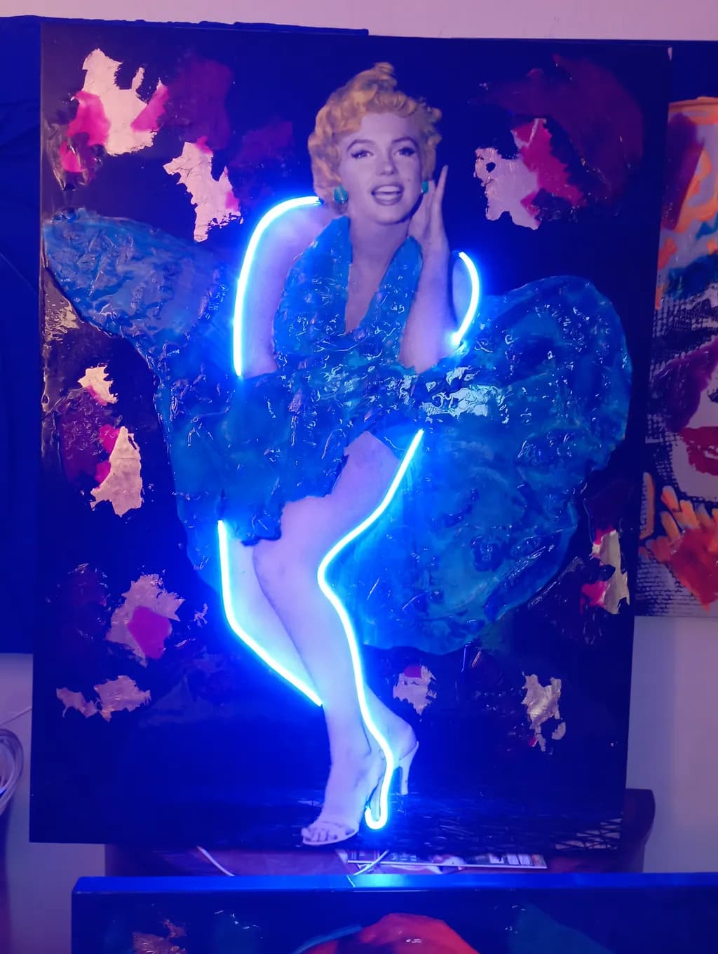 Neon Icon