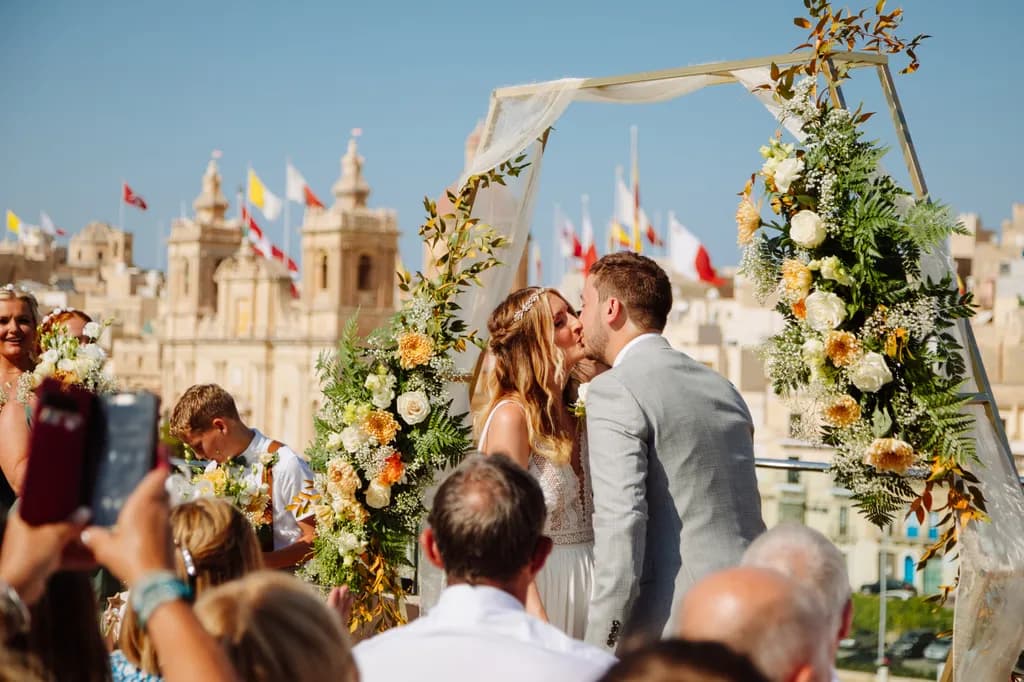 Eternal Vows: A Romantic Wedding Celebration Amidst Floral Splendor