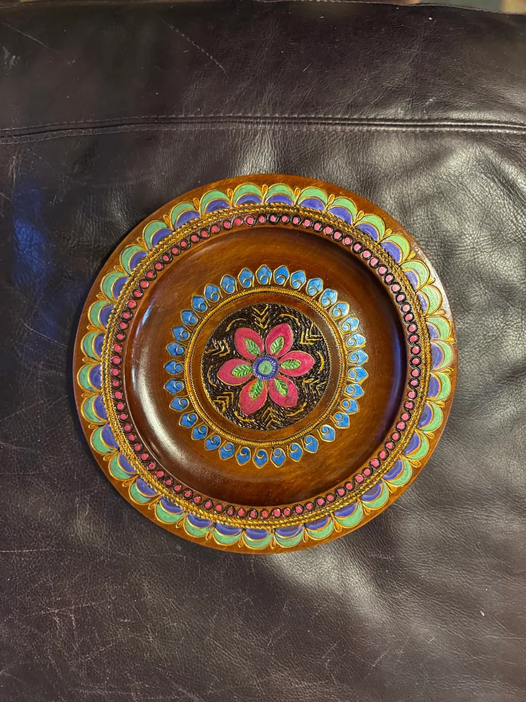 Colorful Whimsy: Handcrafted Wooden Plate with Traditional Artistic Flair