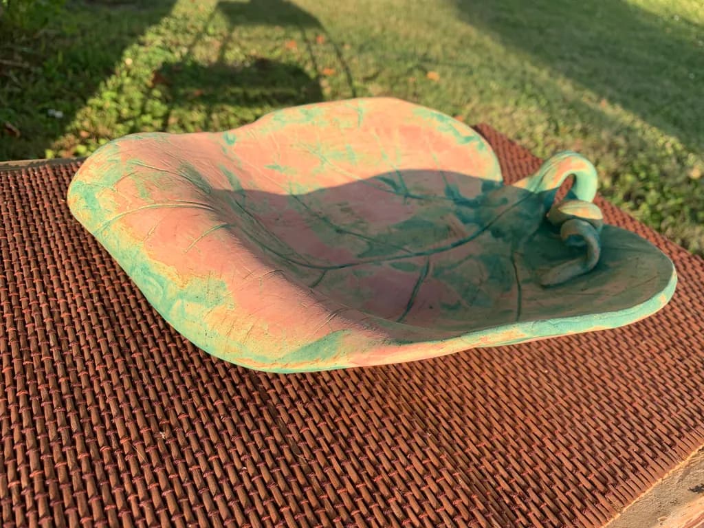 Whimsical Leaf Dish: A Touch of Nature for Your Home Decor