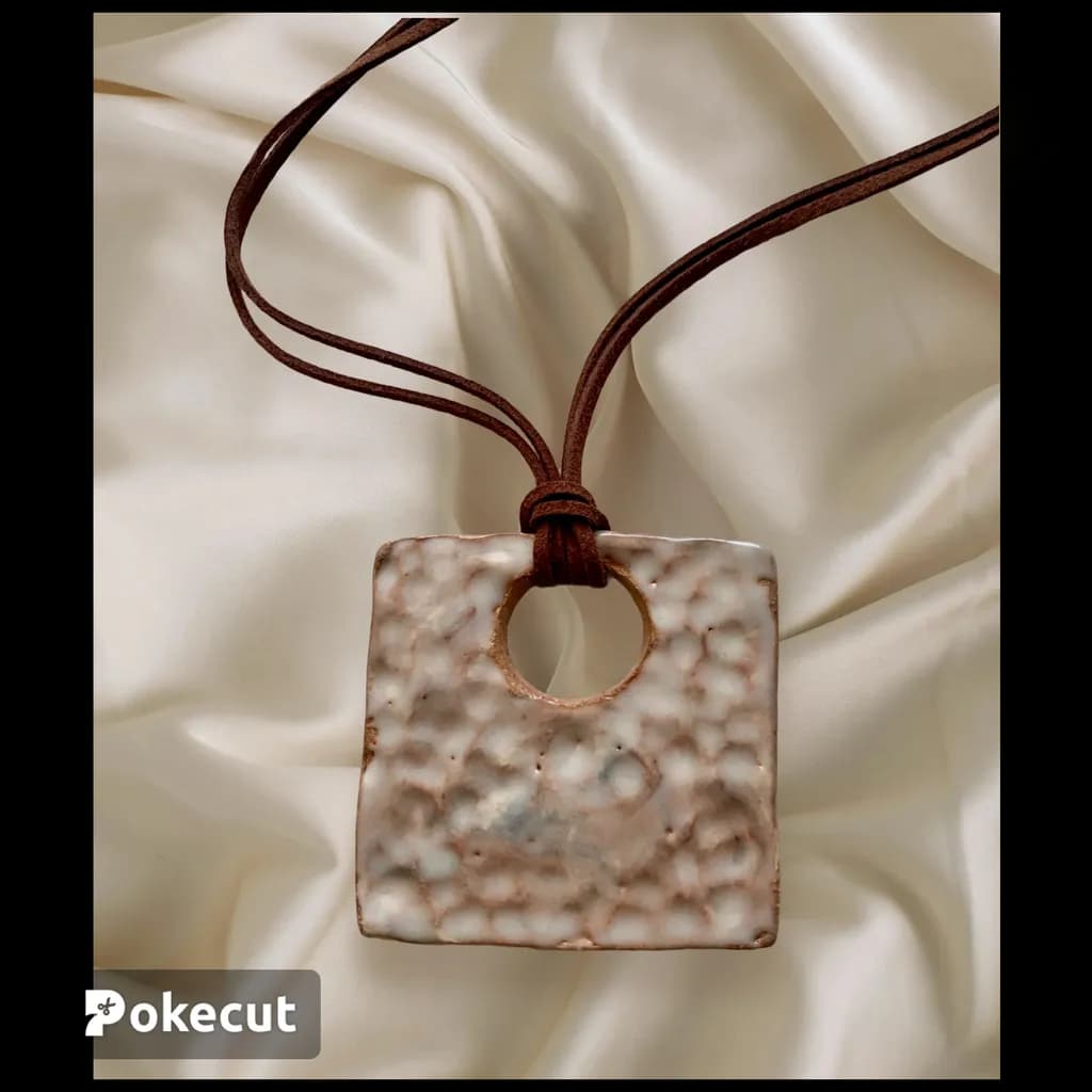 Textured Elegance: Handcrafted Ceramic Pendant Necklace in Warm Brown Tones