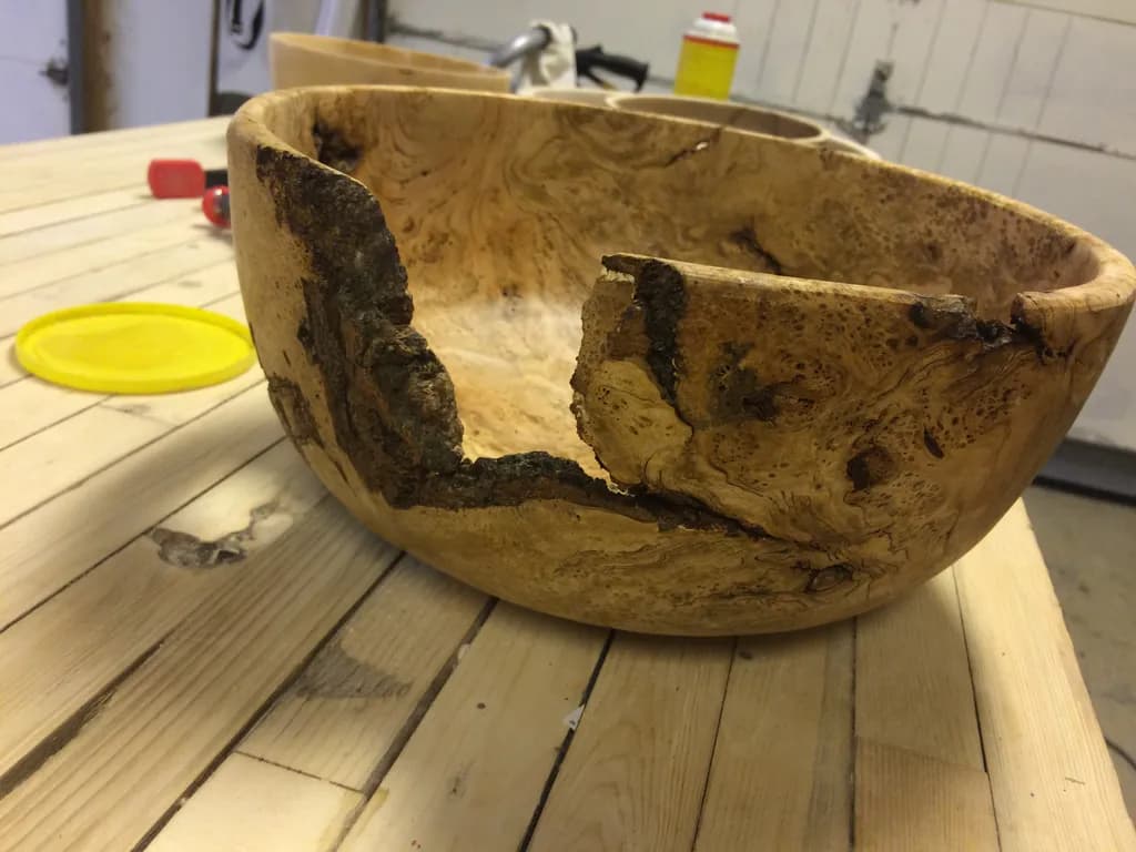 Natural Elegance: Handcrafted Burl Wood Bowl with Unique Character and Texture