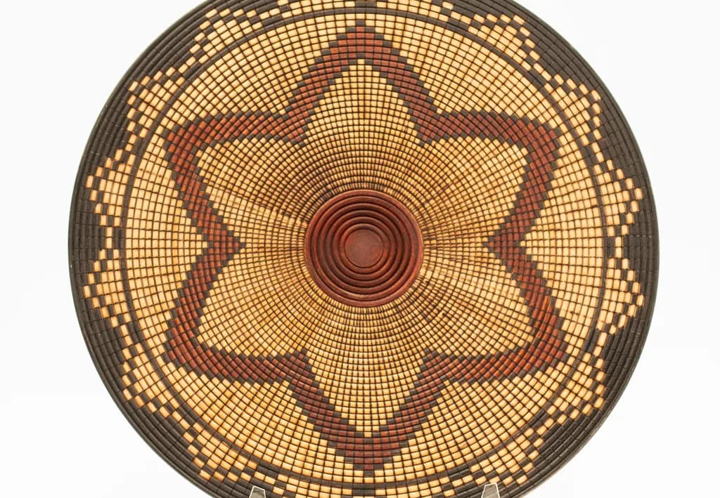 Intricate Geometric Woven Art: A Cultural Tapestry of Design and Craftsmanship