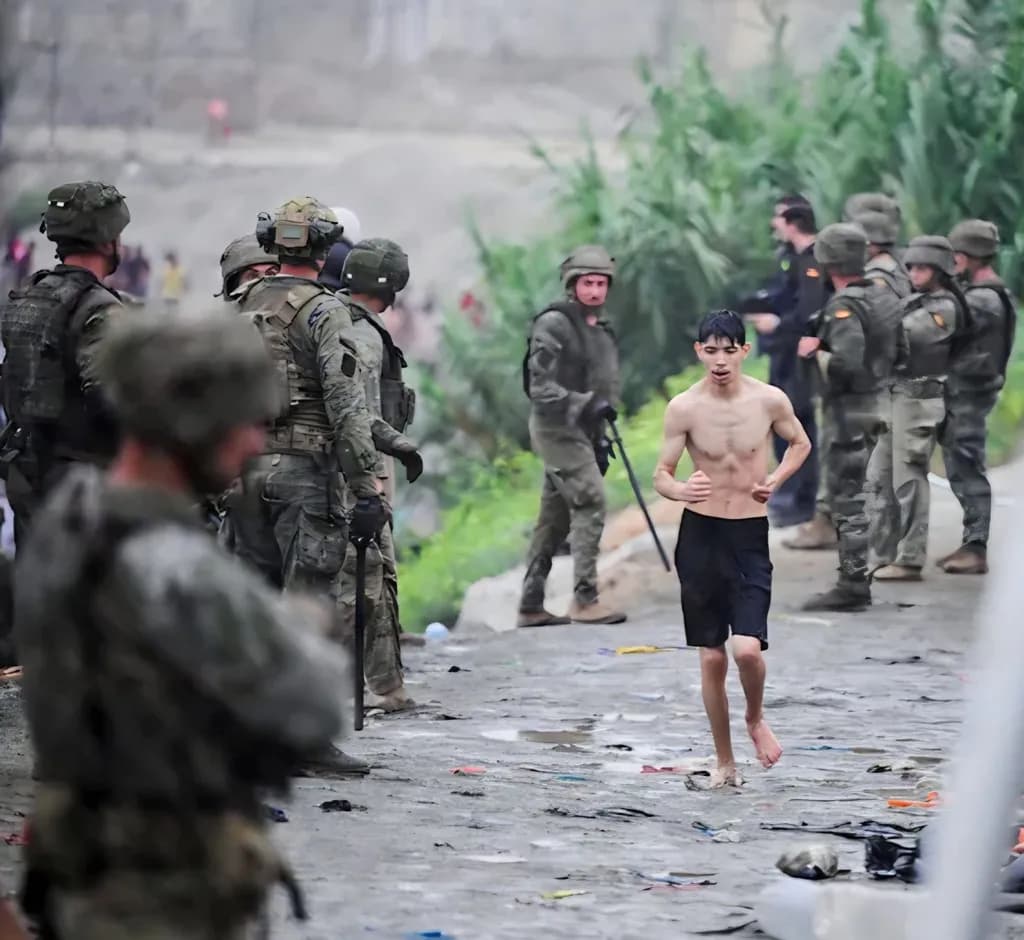 Path Between Soldiers
