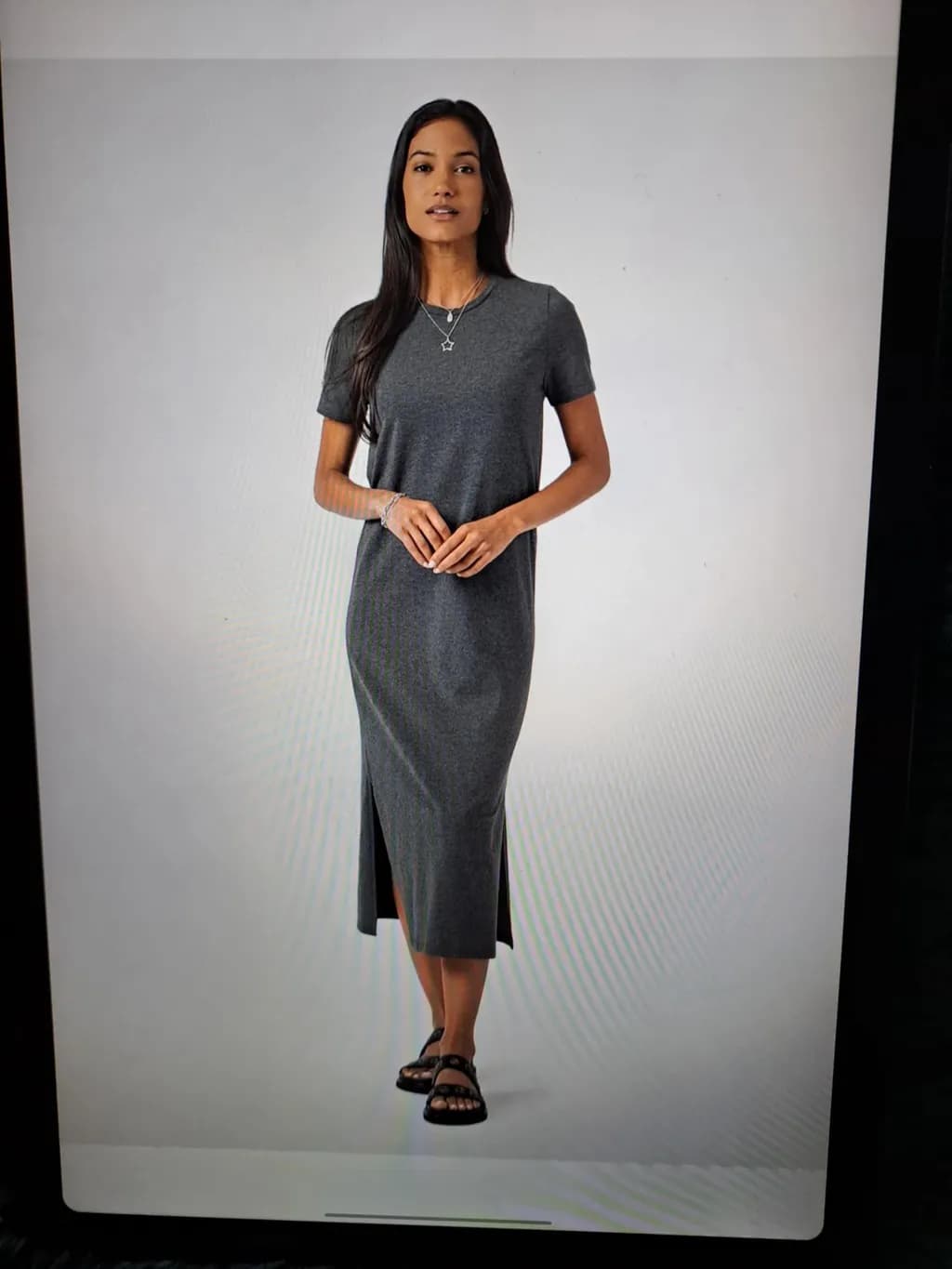 Timeless Elegance: The Perfect Grey Midi Dress for Effortless Style