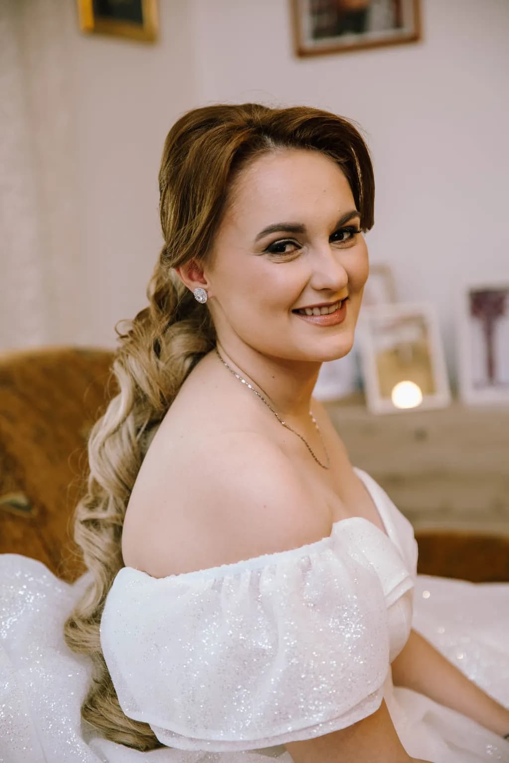 Radiant Elegance: A Joyful Bridal Portrait Celebrating Beauty and Glamour