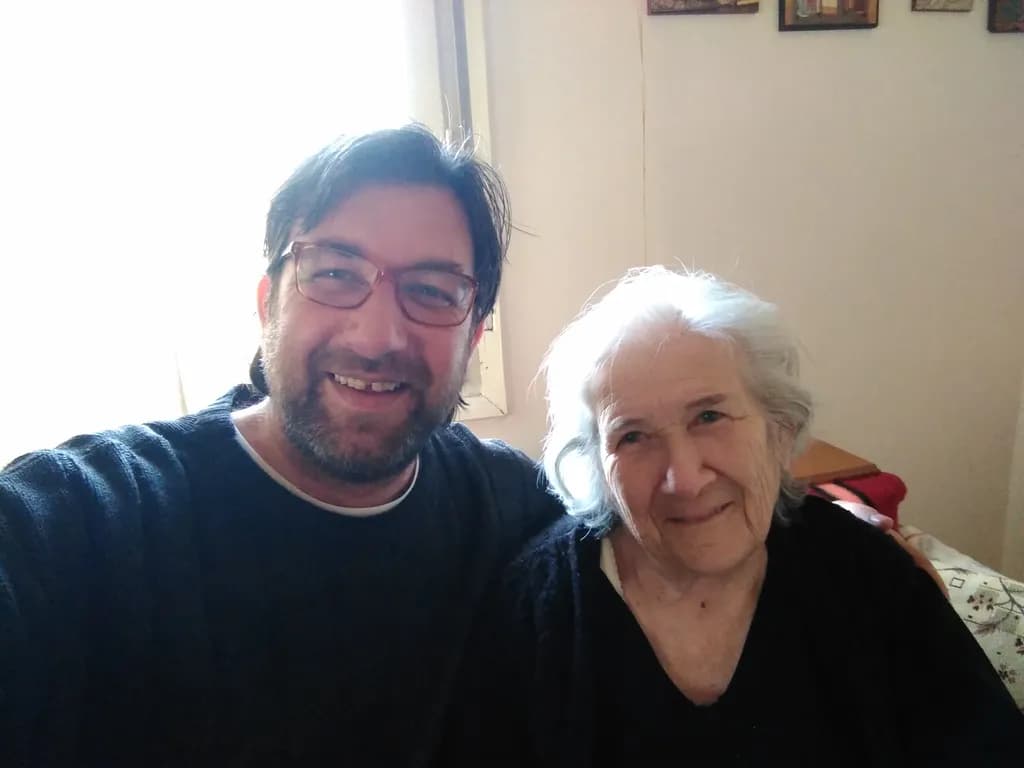 Cherished Moments: A Heartfelt Portrait of Generational Love