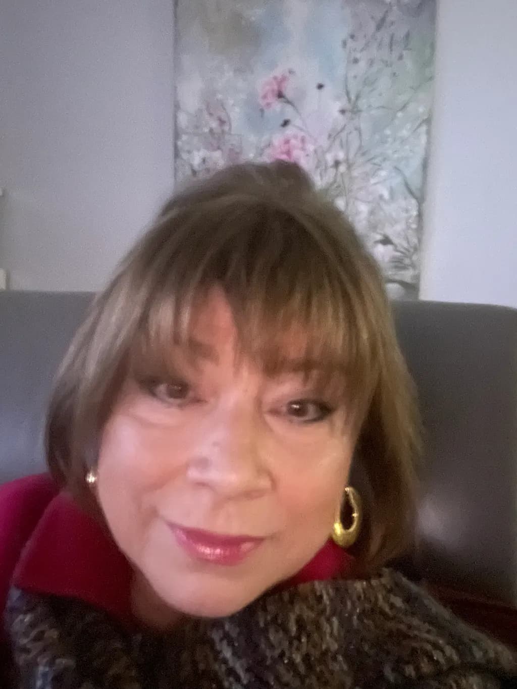 Cozy Expressions: A Portrait of Joy and Elegance