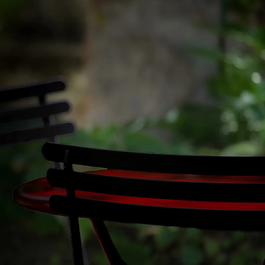 Red Table Quietude