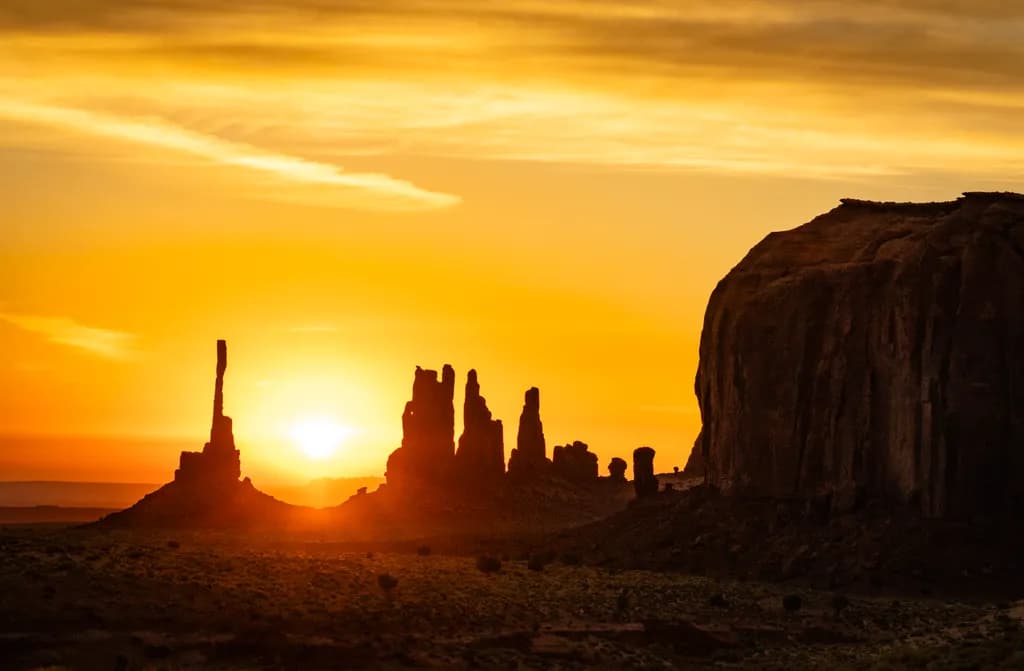 Monument Valley Glow
