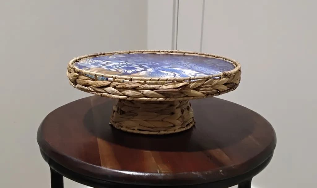 Artisan Cake Stand
